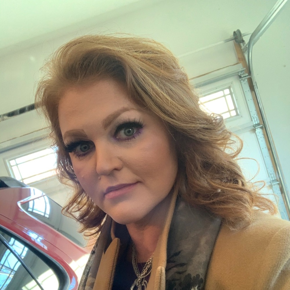 Meet your Posher, Cindy